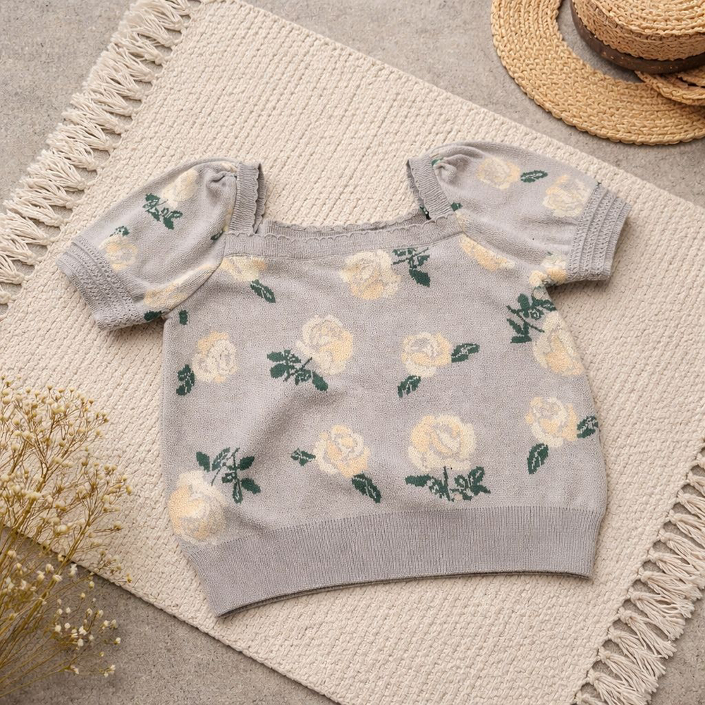 Women's WILLOW & WIND Whimsy Cottagecore Puff Sleeve Floral Crew Neck Sweater S